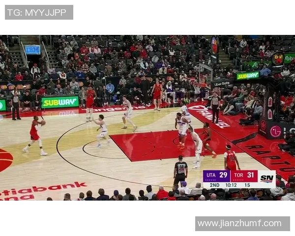 爵士与猛龙的激烈对决回顾16至17赛季精彩瞬间解析